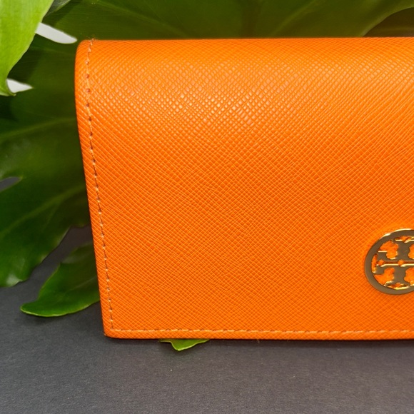 Tory Burch Orange Sunglasses Case - Picture 4 of 16